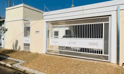 Casa com 3 quartos à venda na Rua Carlos Santili, 10784, Parque São Jorge, Marília