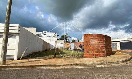 Terreno à venda na Rua Virgínia Ana Oliveira, 85, Jardim Flamingo, Marília