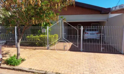 Casa com 3 quartos à venda na Rua Pedro Altenfelder, 10460, Jardim Maria Izabel, Marília