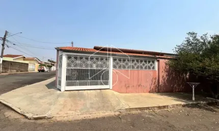 Casa com 3 quartos à venda na Rua Carlos Santili, 144, Parque São Jorge, Marília