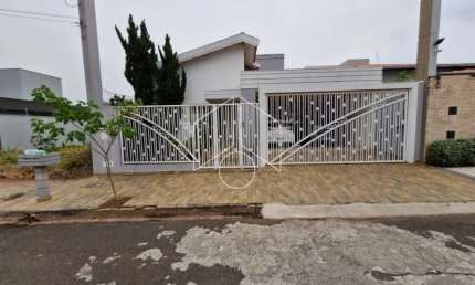 Casa com 3 quartos à venda na Rua Vera Lúcia de Oliveira Tavares, 10401, Parque das Esmeraldas II, Marília
