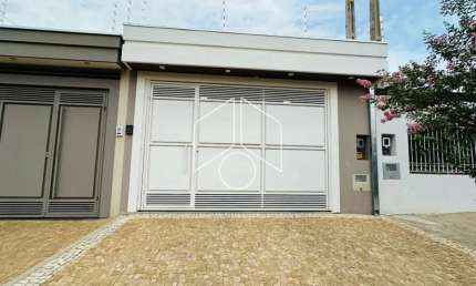 Casa com 3 quartos à venda na Rua Brasília, 20798, Palmital, Marília