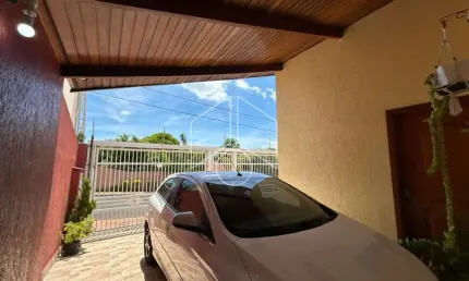 Casa com 3 quartos à venda na Rua Gonçalves Ledo, A, 10083, Palmital, Marília