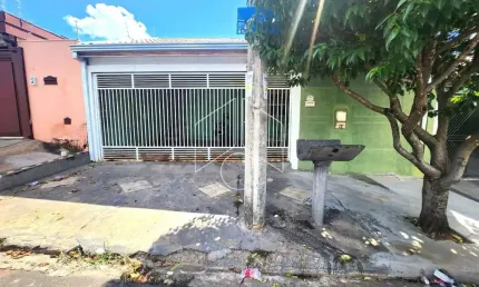Casa com 3 quartos à venda na Rua Irineu Bisterco, 2105, Thereza Bassan de Argollo Ferrão, Marília