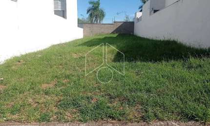 Terreno à venda na Avenida Doutor José Guimarães, 89, Jardim América, Marília