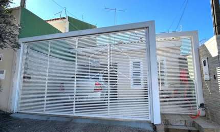 Casa com 3 quartos à venda na Rua Antônio Coercio, 20180, Jardim Portal do Sol, Marília