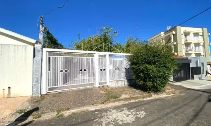 Casa com 3 quartos à venda na Rua Pero Vaz de Caminha, 5107, Jardim Alvorada, Marília