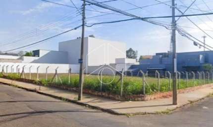 Terreno comercial à venda na Rua Rubens Fukugawa Tamotu, 78, Jardim Acapulco, Marília