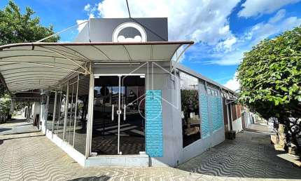 Casa comercial à venda na Avenida República, 200104, Marília, Marília