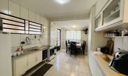 Casa com 3 quartos à venda na Rua Paulo Centrone, 10666, Jardim América, Marília