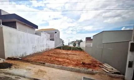 Terreno à venda na Rua Elcio Assis Machado, 20491, Jardim Florença, Marília