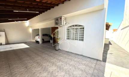 Casa com 3 quartos à venda na Rua Tenente Heli Câmara, 3108, Hípica Paulista, Marília