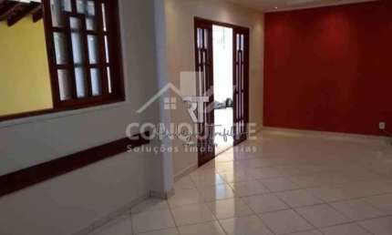Casa à venda em Parque Residencial Castelo - Bauru/SP