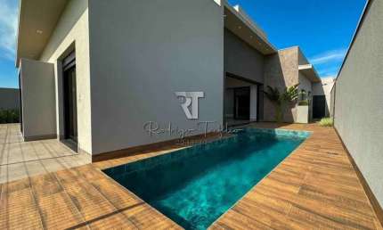 Casa à venda em Guestier Residencial Boutique - Piratininga/SP