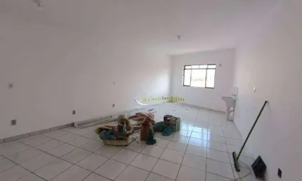 Studio com 1 dormitório para alugar, 50 m² por R$ 1.525,01/mês - Vila Palmares - Santo André/SP