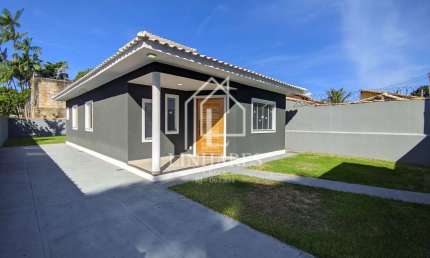 Casa à venda no bairro Jardim Atlântico Oeste - Maricá/RJ