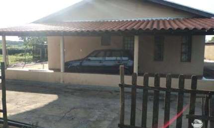 SÍTIO EM FRONTEIRA- MG -  CASA AMPLA COM PISCINA E ESCRITURA REGISTRADA