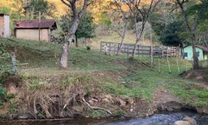 Fazenda à venda no Centro, Guaratinguetá 
