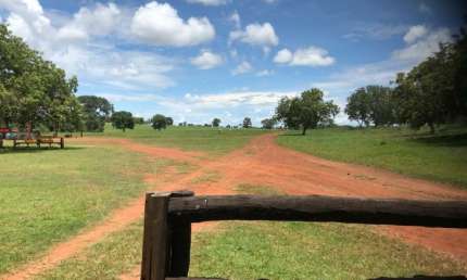 FAZENDA AMPLA EM GURUPI/TO - CONTA COM GRANDE EXTENSÃO DO RIO SANTO ANTONIO