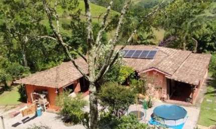 CHÁCARA COM VISTA MARAVILHOSA BELA CASA E MUITAS ÁRVORES FRUTÍFERAS