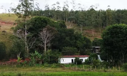 Sítio com linda vista e ótima localização em igaratá/sp