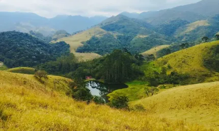FAZENDA ESPETACULAR COM VISTA LINDÍSSIMA EM SÃO FRANCISCO XAVIER/SP
