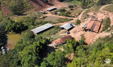 FAZENDA INCRÍVEL COM LINDA VISTA EM REDENÇÃO DA SERRA/SP