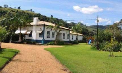 Fazenda à venda no Centro, Monte Sião 