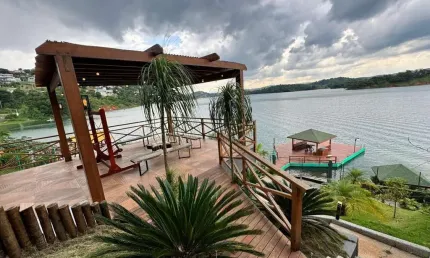 CHÁCARA COM CASA ALTO PADRÃO EM IGARATÁ/SP - IMPERDÍVEL!