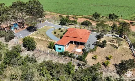 Fazenda à venda no Setor Central, Doverlândia 
