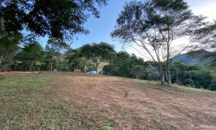 TERRENO INCRÍVEL COM VISTA PANARÂMICA EM SAPUCAÍ-MIRIM/MG