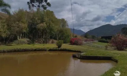 Fazenda à venda no Centro, Sapucaí-Mirim 