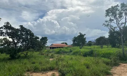 Fazenda à venda no Centro, Buritis 
