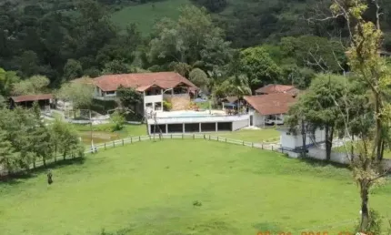 Fazenda à venda no Jardim Bela Vista, São José dos Campos 