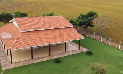 Fazenda à venda no Centro, Planalto da Serra 