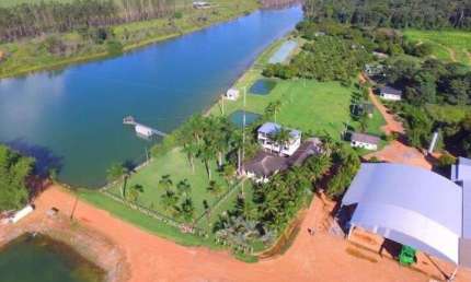 Fazenda à venda no Setor Comercial, Sinop 