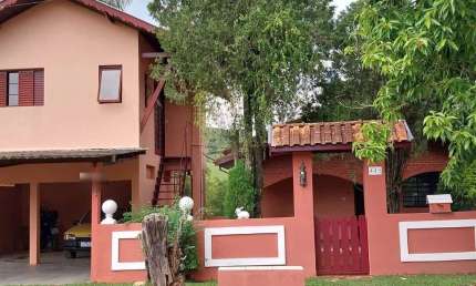 Casa com 6 quartos à venda no Centro, São Bento do Sapucaí 