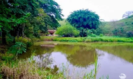 LINDO SÍTIO COM PAISAGEM DESLUMBRANTE EM SÃO JOSÉ DOS CAMPOS/SP