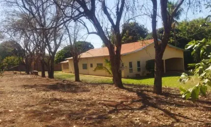 Chácara / sítio com 3 quartos à venda no Centro, Frutal 