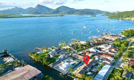 Sobrado com 3 dormitórios à venda, 133 m² por R$ 890.000,00 - Piçarras - Guaratuba/PR