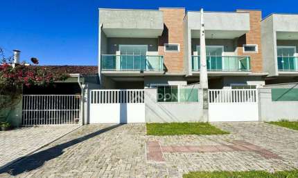 Sobrado com 3 dormitórios à venda, 119 m² por R$ 490.000,00 - Brejatuba - Guaratuba/PR