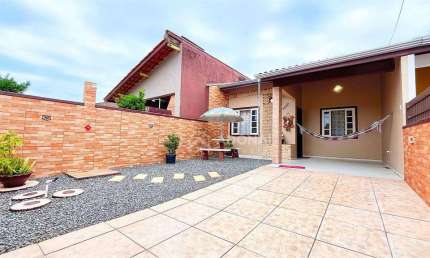 Casa TOTALMENTE MOBILIADA, APENAS 1 QUADRA DO MAR!! com 3 dormitórios à venda, 100 m² por R$ 490.000 - Nereidas - Guaratuba/PR