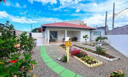 Casa com 3 dormitórios à venda, 166 m² por R$ 848.000,00 - Centro - Guaratuba/PR