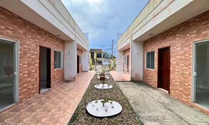 Oportunidade Casa com 2 dormitórios à venda, 46 m² por R$ 220.000 - Nereidas - Guaratuba/PR