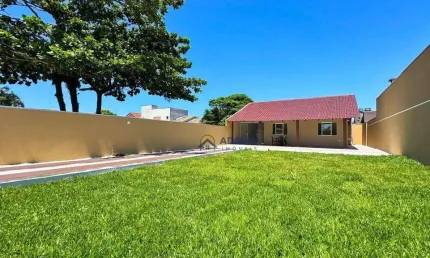 Promoção por Tempo Limitado: Casa com 528m² em Guaratuba por R$650 Mil! (desconto + tamanho do terreno + chamada de ação) - Eliana - Guaratuba/PR