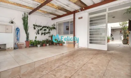 Sobrado com 3 dormitórios, 2 vagas, 145m2 no Jardim São Ricardo