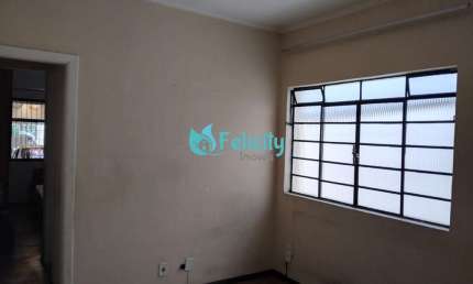 Casa Térrea com 3 dorms, 1 suíte, 2 vagas, 136m2 no Pq. São Domingos