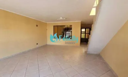 Sobrado com 3 dorms sendo 2 suítes, 2 vagas, 110m2 no cj residencial vista verde