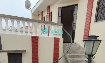 Casa Térrea com 3 dorms, 1 suíte, 4 vagas, 180m2 no Jardim São José