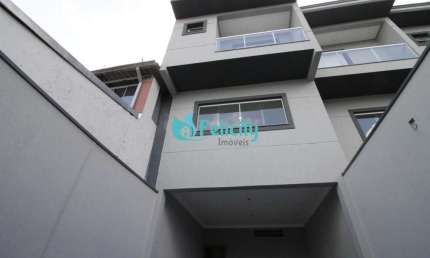 Sobrado NOVO com 2 suítes, 3 vagas, 113m2 na Vila Zulmira